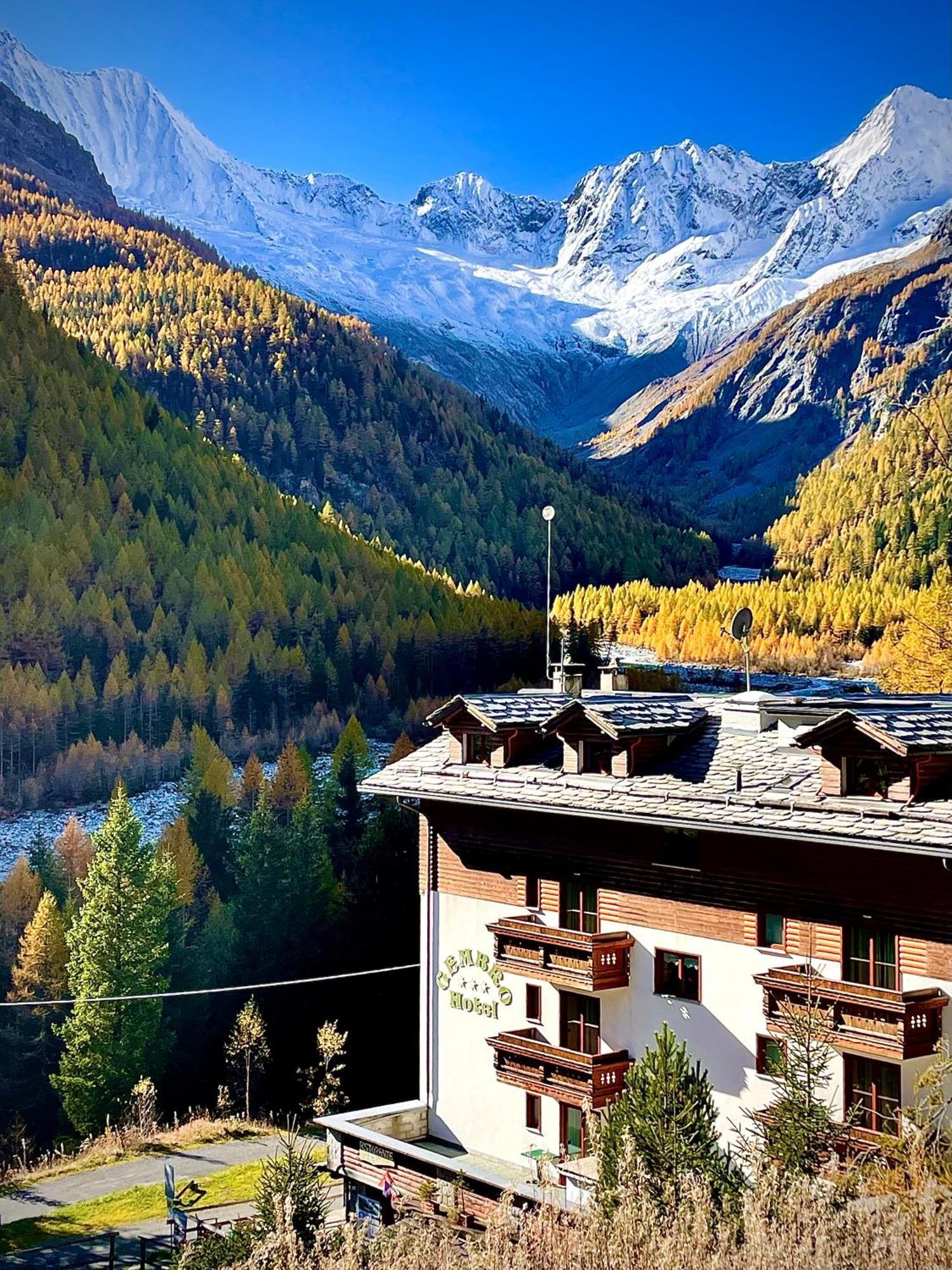 Hotel Gembro คีเอซา อิน วัลมาเลนโก ภายนอก รูปภาพ