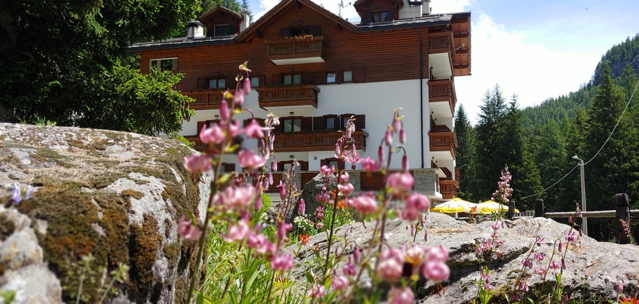 Hotel Gembro คีเอซา อิน วัลมาเลนโก ภายนอก รูปภาพ