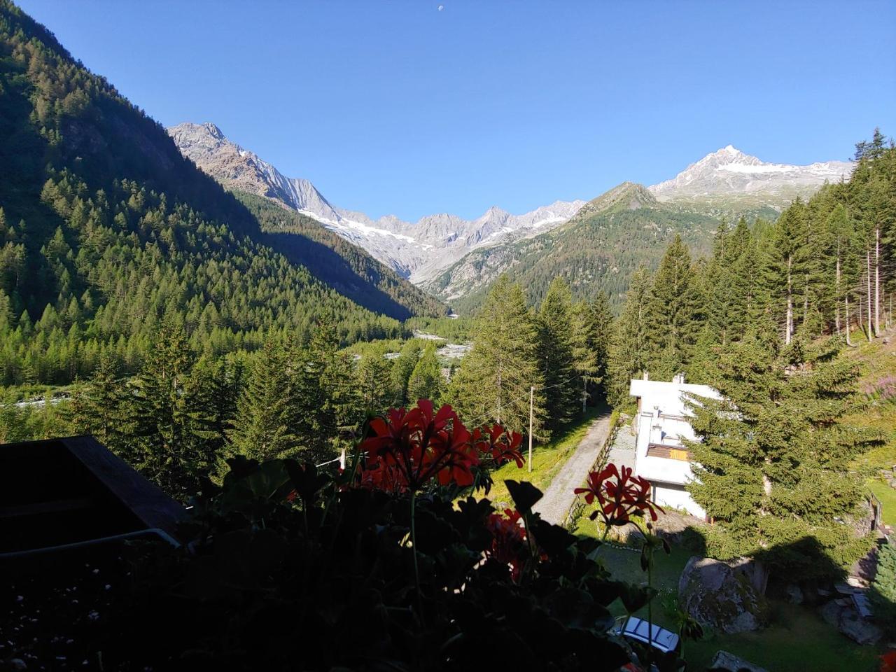Hotel Gembro คีเอซา อิน วัลมาเลนโก ภายนอก รูปภาพ